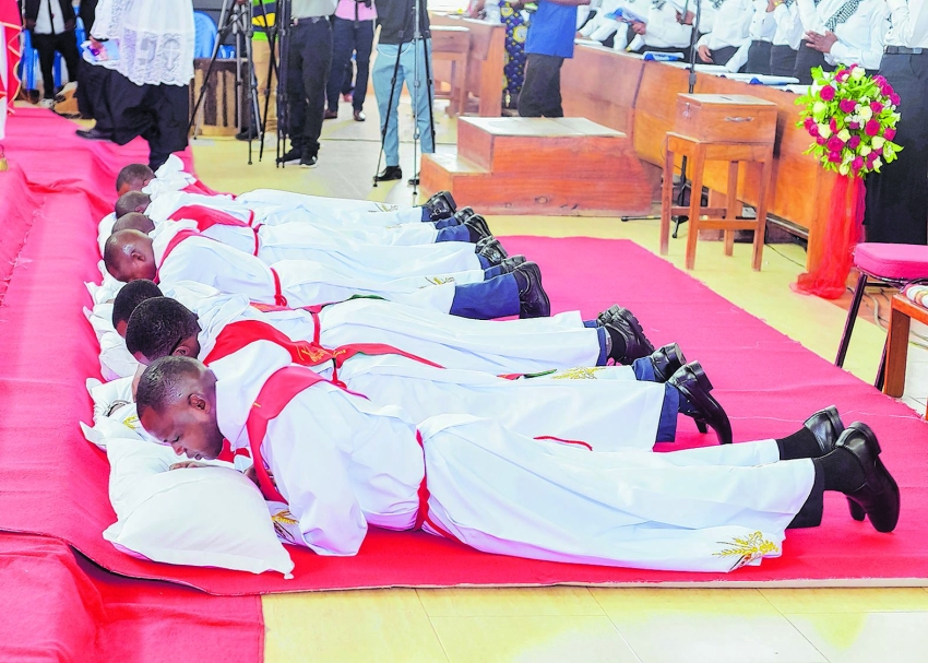 Askofu Ruwa’ichi ataja Sifa za Mchungaji Mwema