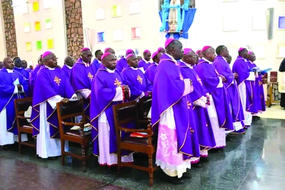 Adhimiso la Misa Takatifu ya kumuombea Hayati Askofu Mkuu Novatus Rugambwa