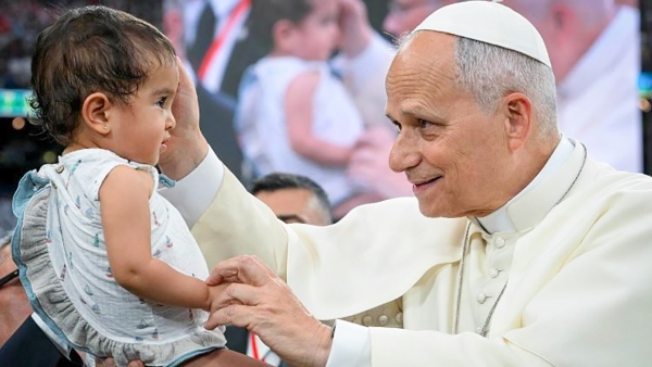 Simameni kulinda tunu msingi za ndoa na familia - Papa
