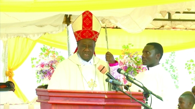Askofu wa Jimbo Katoliki la Mahenge, Mhashamu Agapiti Ndorobo akitoa homilia wakati wa Adhimisho la Misa Takatifu ya Jubilei ya Miaka 75 ya Seminari ya Mtakatifu Francis – Kasita, jimboni humo.