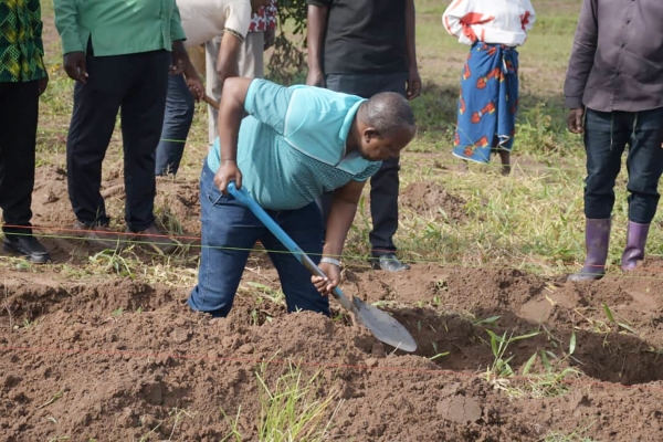 Mbunge ajitosa ujenzi wa bweni